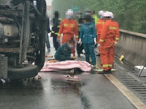 襄阳车祸最新爆料,悲剧真相与救援进展全解析